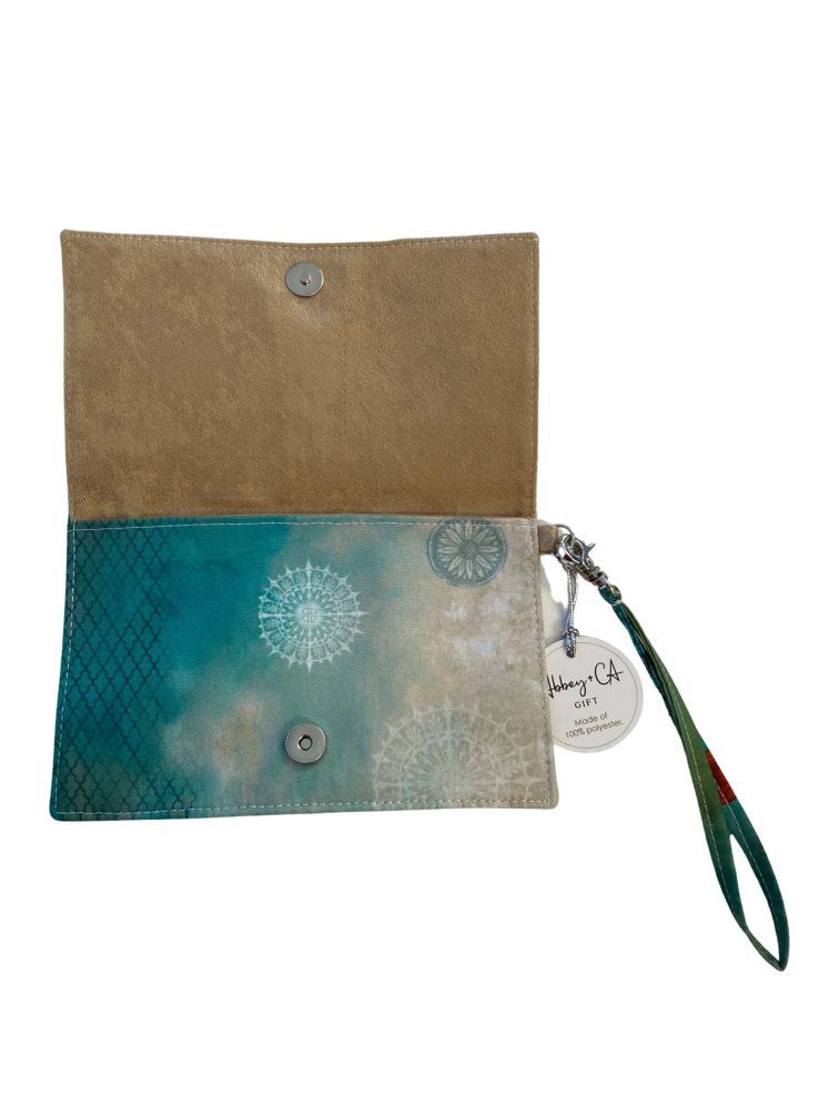 Wristlet_Woman_of_Faith_1